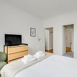 Pick A Flat\'S Apartments In Saint Michel - Rue Du Sommerard